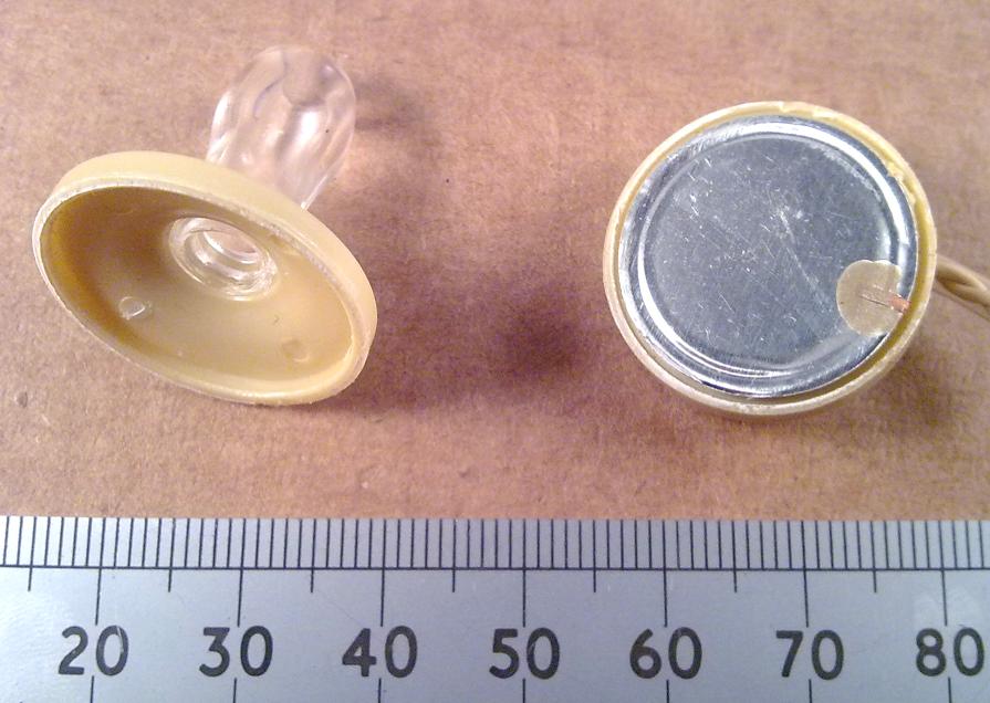 Crystal Earphone
            Diaphragm Front View