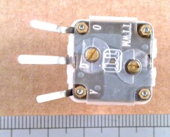 tuning capacitor trimmers set to half